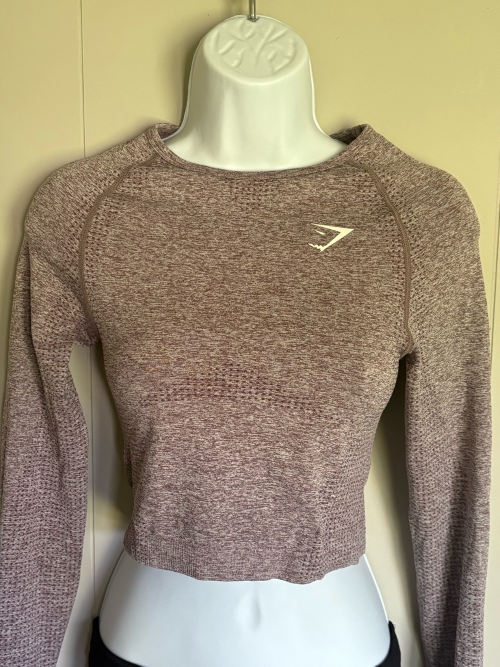 Gymshark Top - Picture 3 of 4
